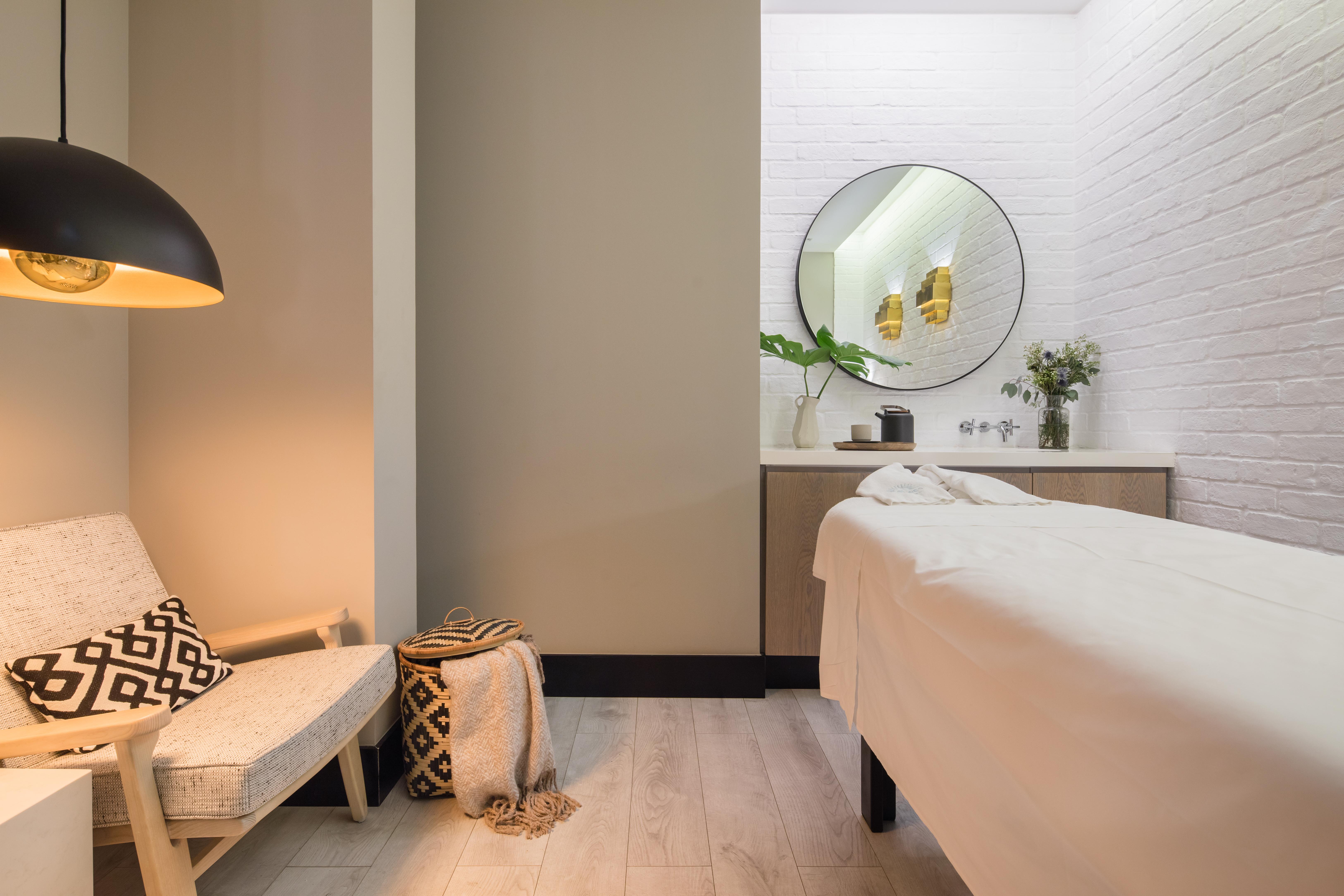 The Lumiares Hotel & Spa - Small Luxury Hotels Of The World Lisboa Εξωτερικό φωτογραφία The Spa at The Standard East Village